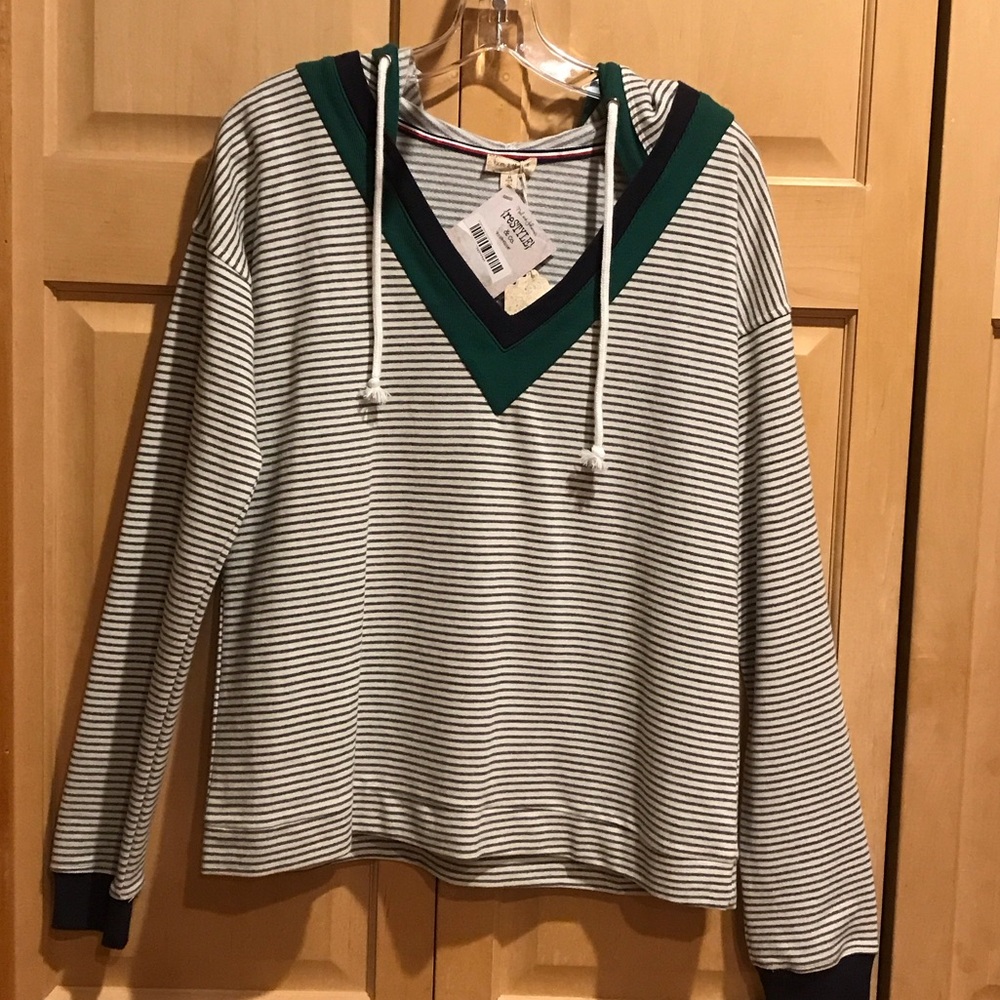 New Hem & Thread Striped Hoodie in Gray and White